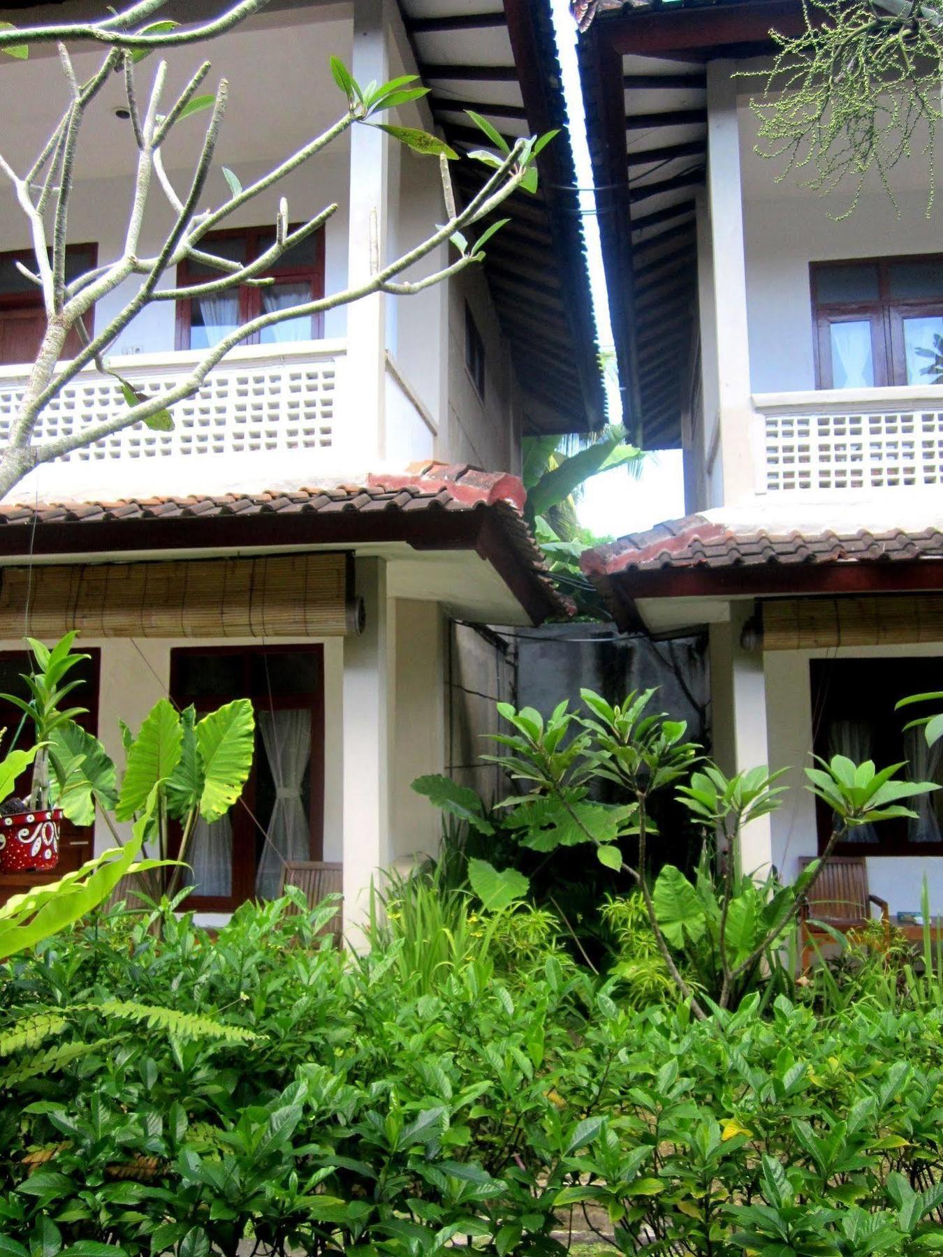 Casa Ganesha Hotel Ubud Exterior photo