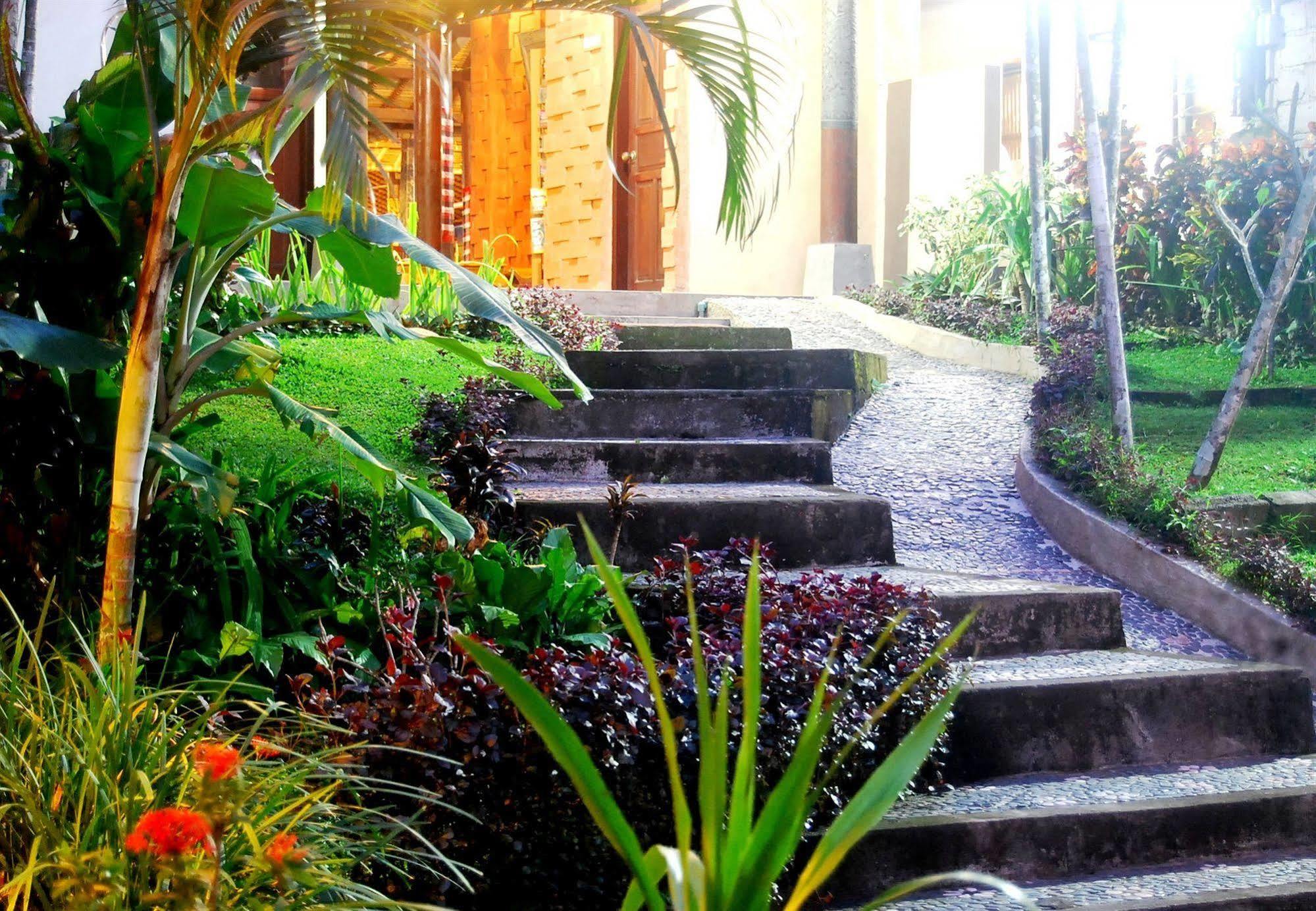 Casa Ganesha Hotel Ubud Exterior photo